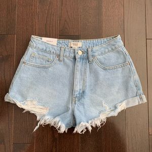 Forever 21 Distressed Cuffed Denim Shorts